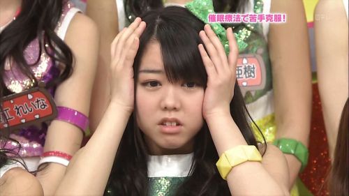 Minegishi Minami blank meme template