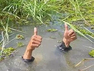 FLOODING THUMBS UP blank meme template