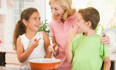 Frustrating Mom blank meme template